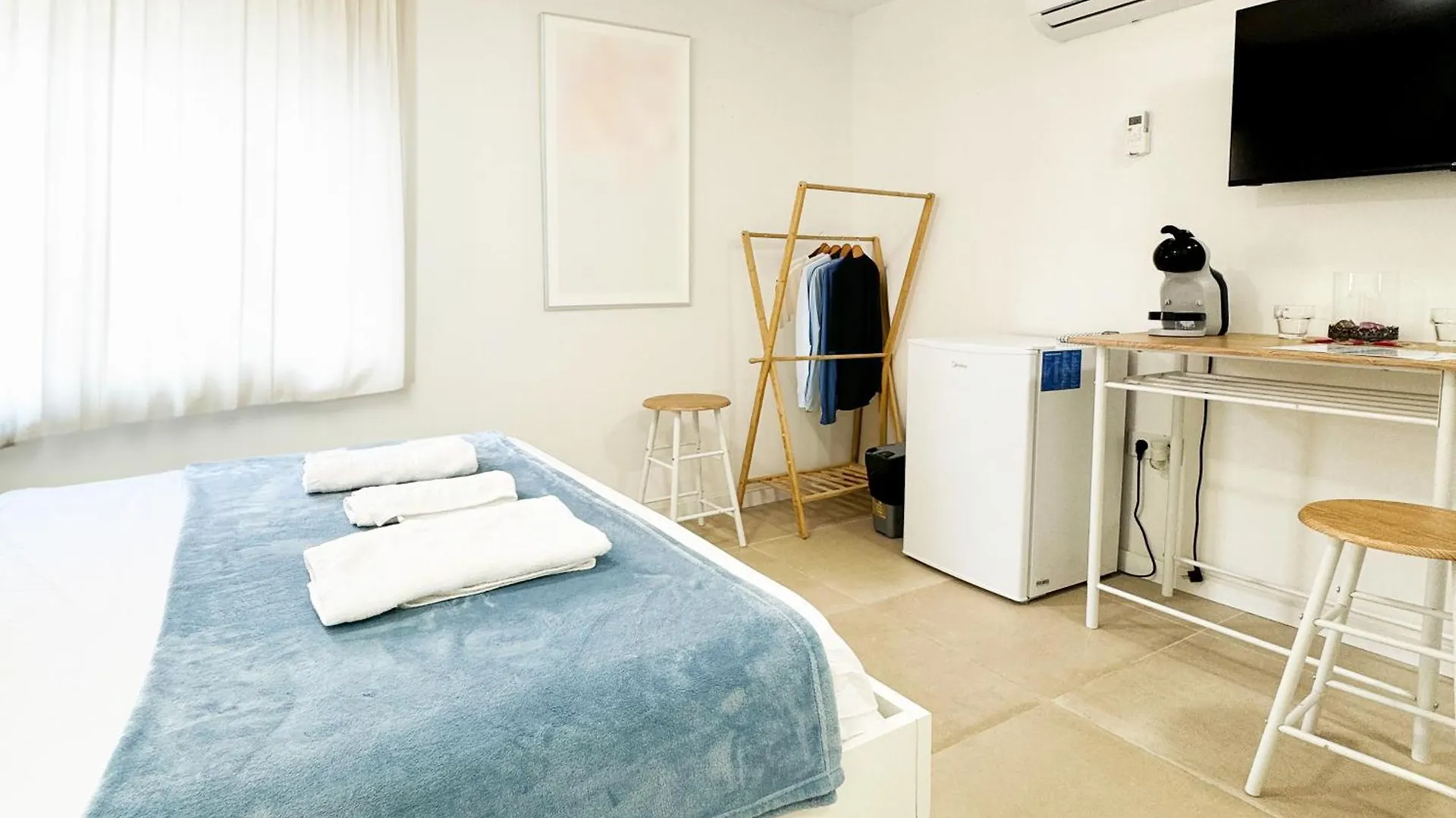 Habitacion Algeciras Centro - Hawkins Costa 3A Apartment